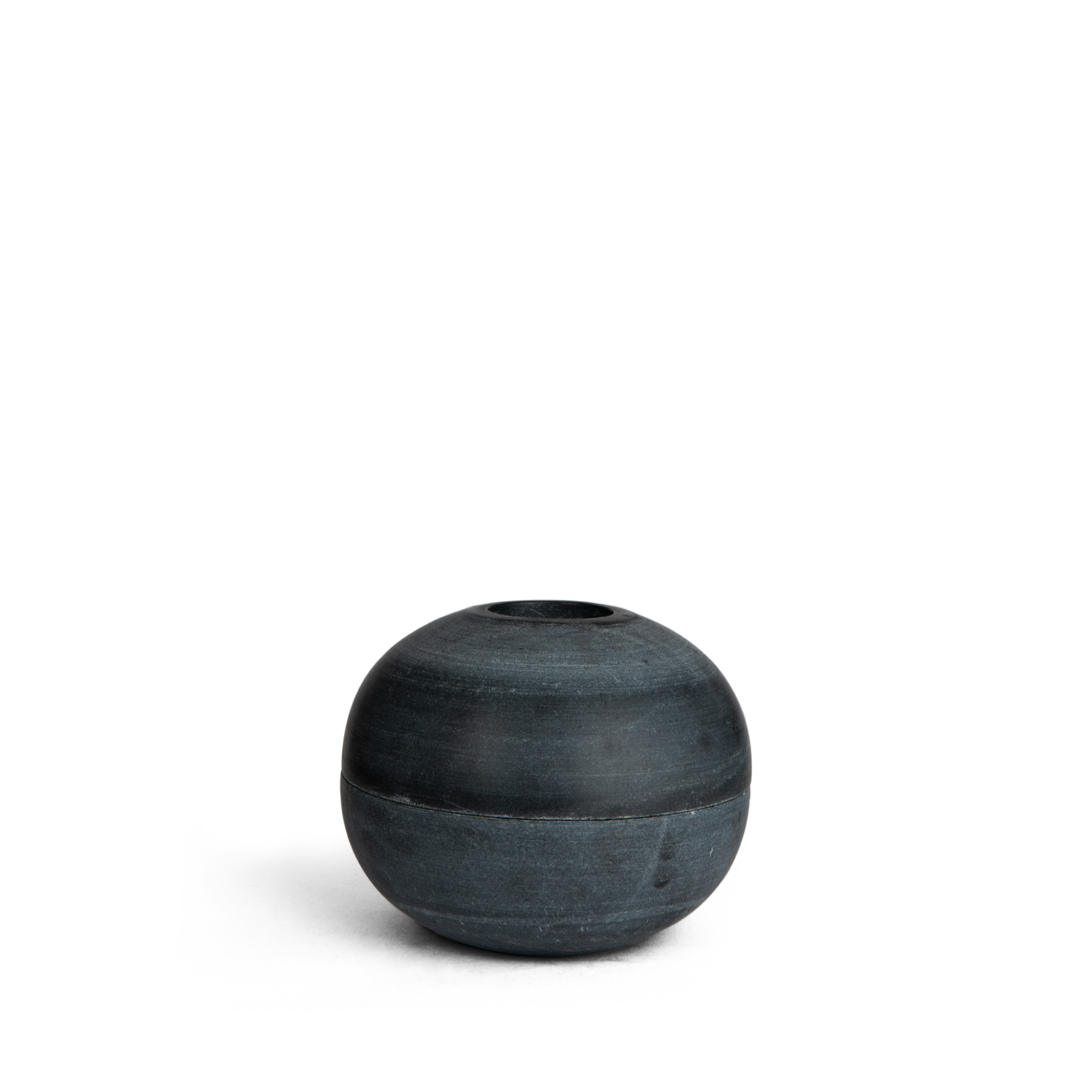 The Ovoid Keeper / black marble