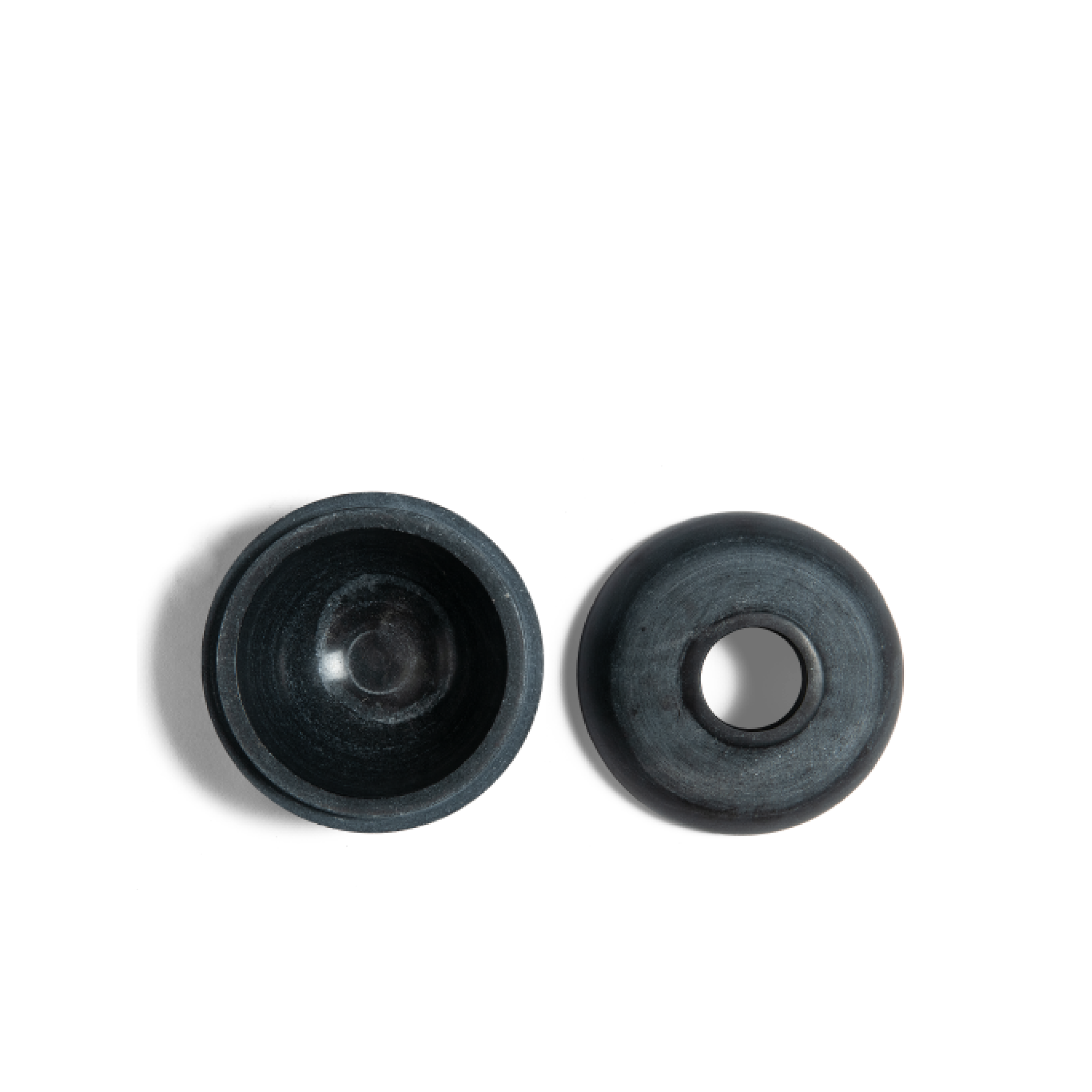 The Ovoid Keeper / black marble