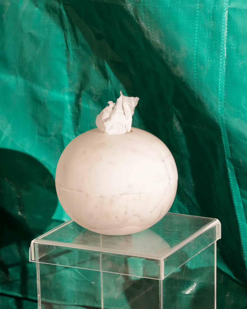 The Ovoid Keeper / white marble
