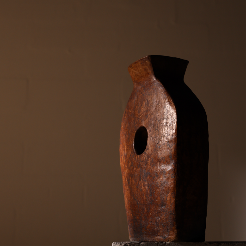 The Leikai Vase