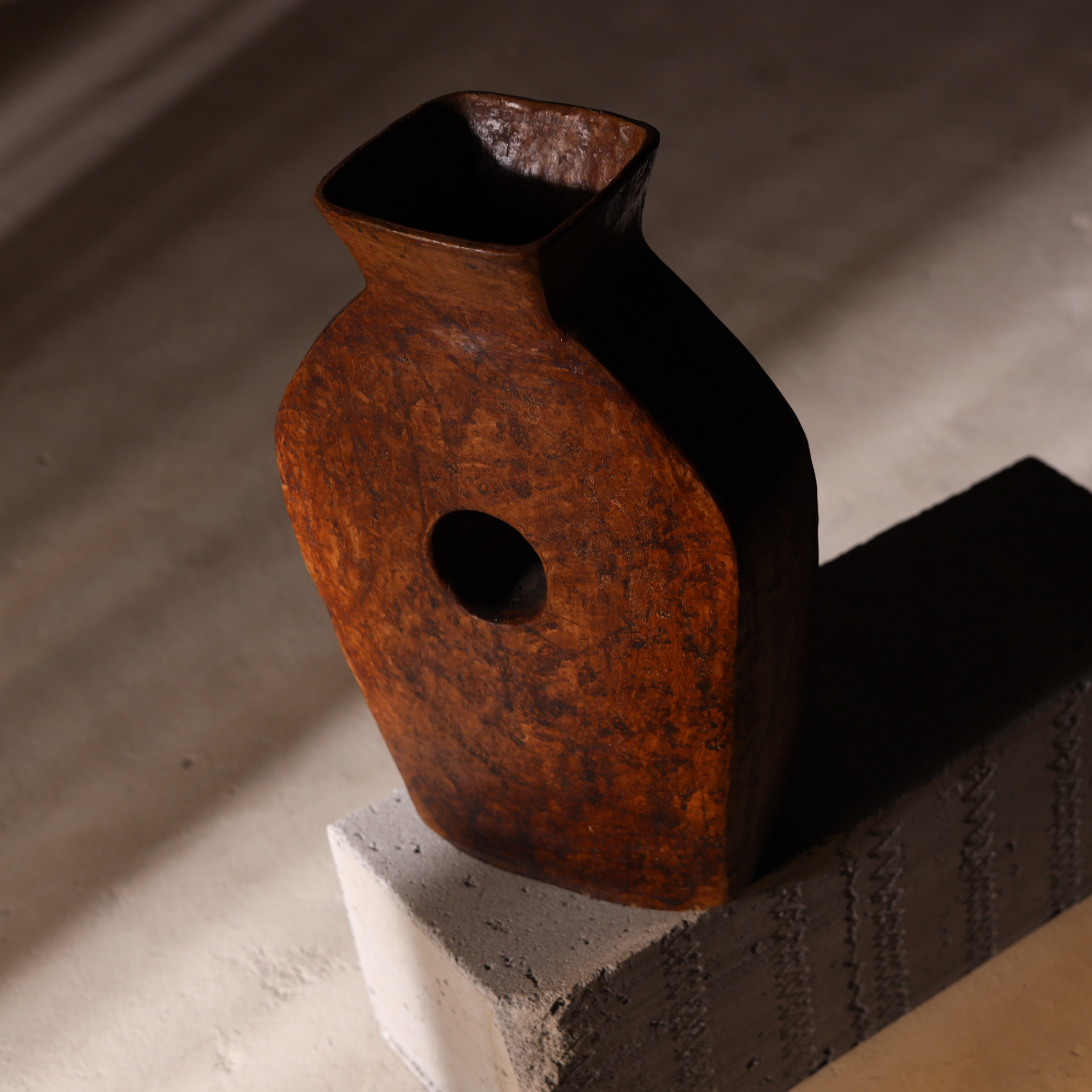 The Leikai Vase