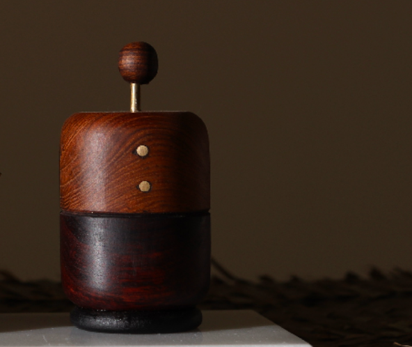 Tsuki Miniature 4.0 / singular